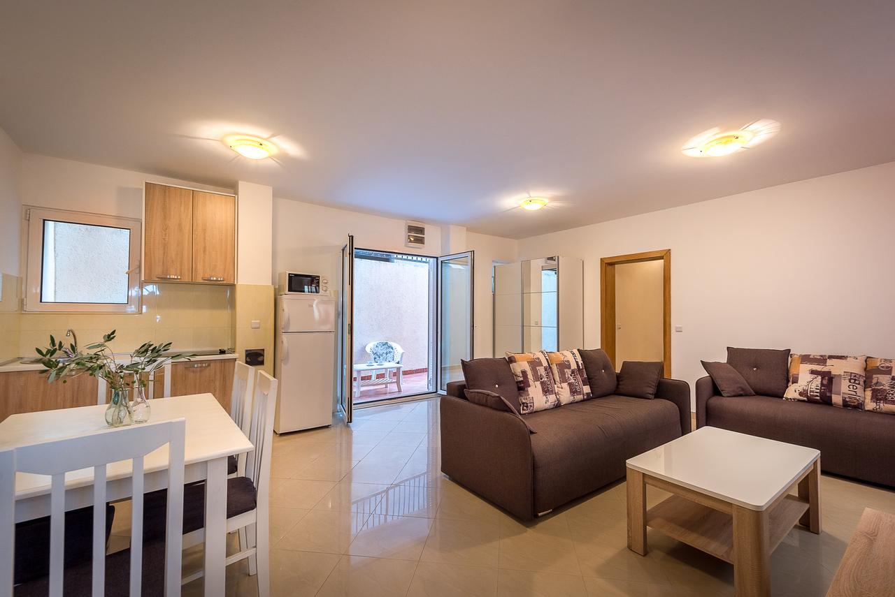 Apartments Mon Beach Budua Esterno foto